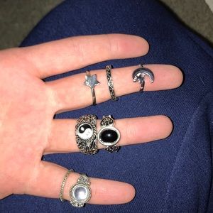 Set of rings